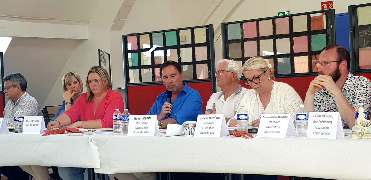Assemblée Générale de l'association Cœur de Ville ce soir  qui gère le centre socio culturel de l'Estran
L'occasion de saluer les bénévoles et salariés investis pour les activités dédiées aux habitants 
Merci aux partenaires
#caf