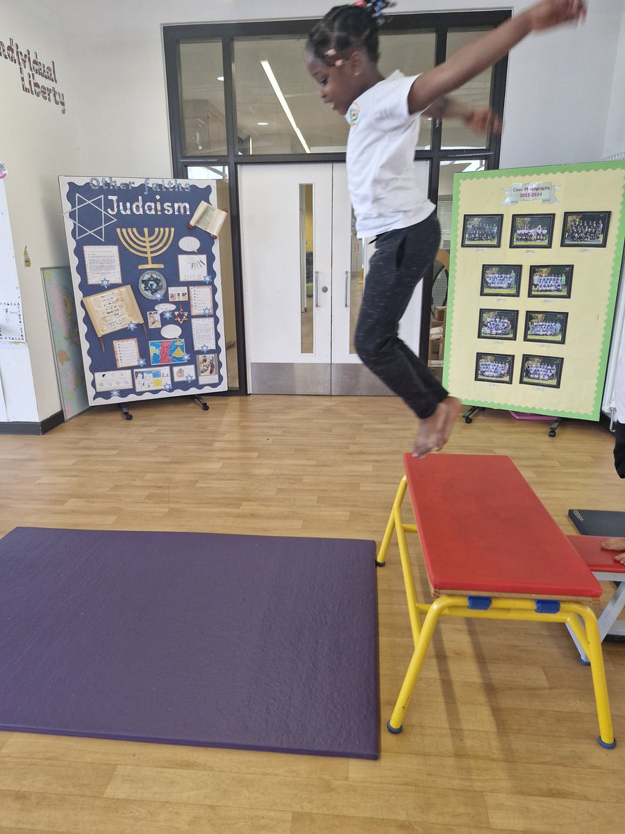 St Thomas a Becket tweet media