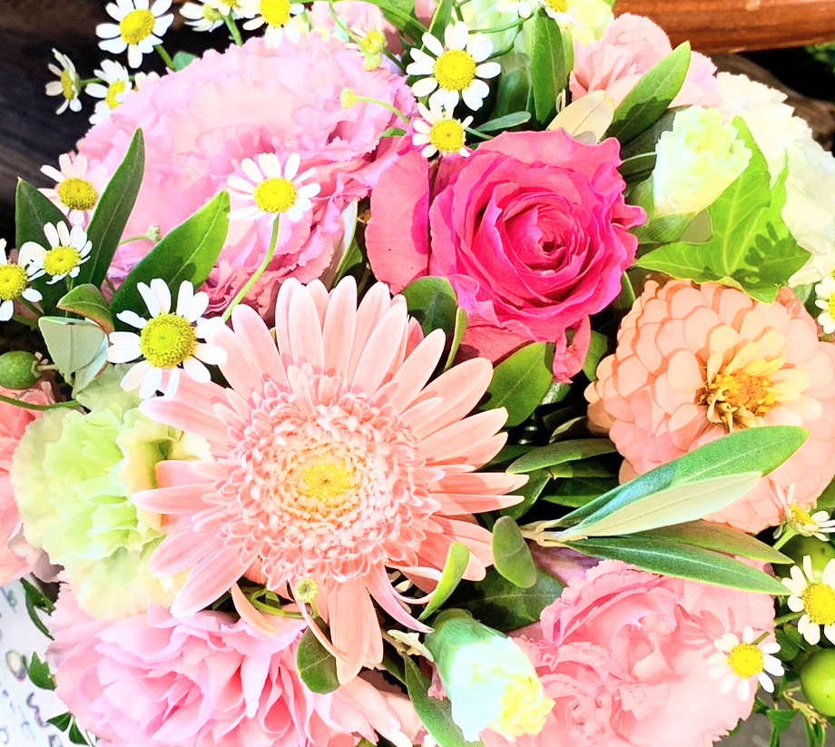 おはようございます😊
今日もよろしくお願いします
素敵な週末をお過ごし下さいね😊💞🌹🌺🍀💐