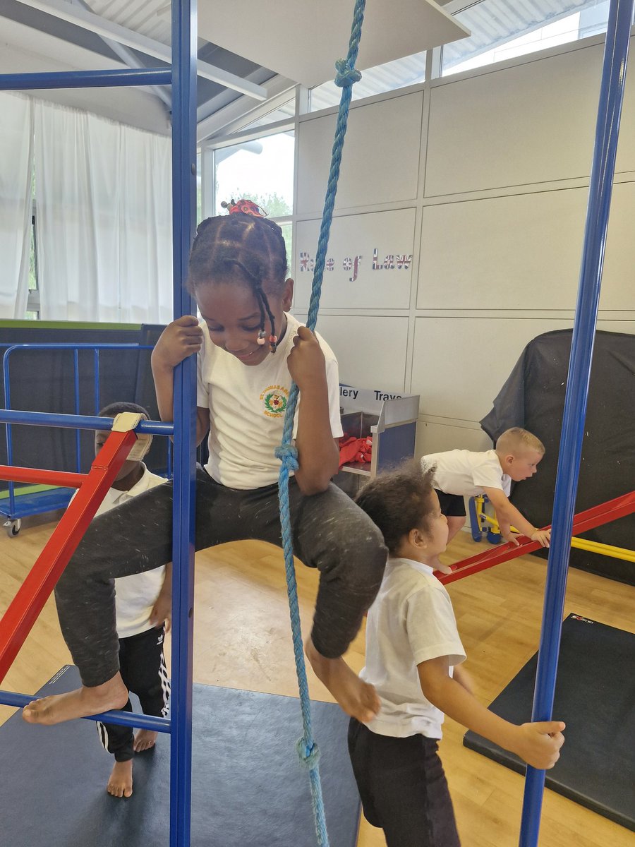 St Thomas a Becket tweet media