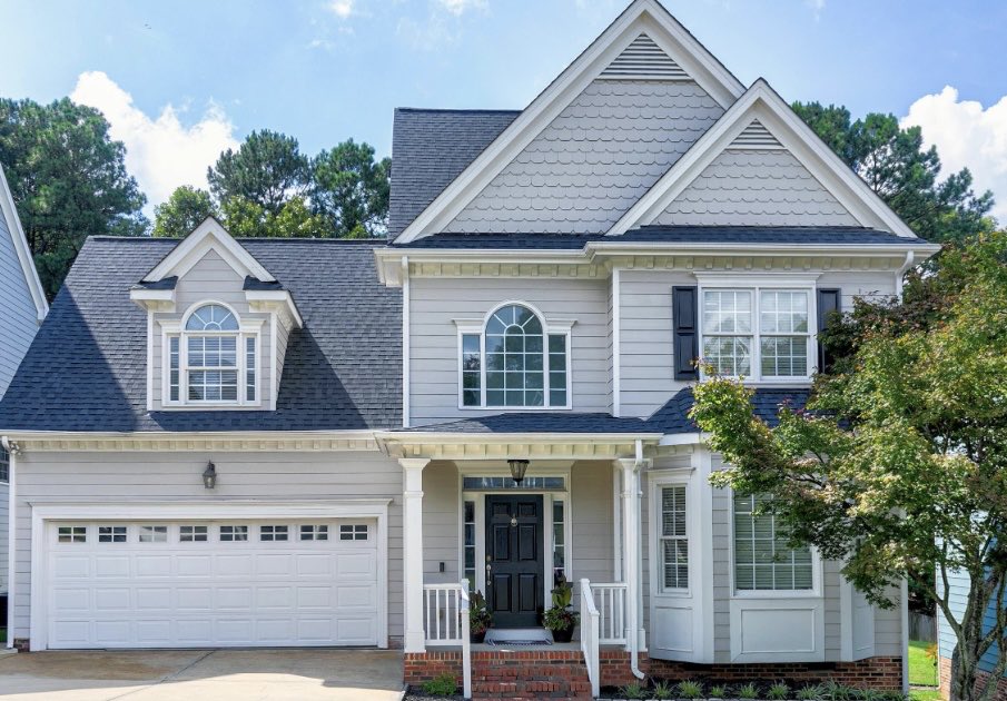 🏡 Open House This Weekend!
📍1276 Dalgarven Dr, Apex NC
🗓️ June 28 &amp; 29 | ⏰ 12–2 PM

✨ 4 Beds | 2.5 Baths | Bonus Room
☀️ Access to Olive Chapel Swim &amp; Tennis Club
💰 Only $37.40/month HOA

Close to downtown Apex, greenways &amp; parks!
#ApexNC #OpenHouse