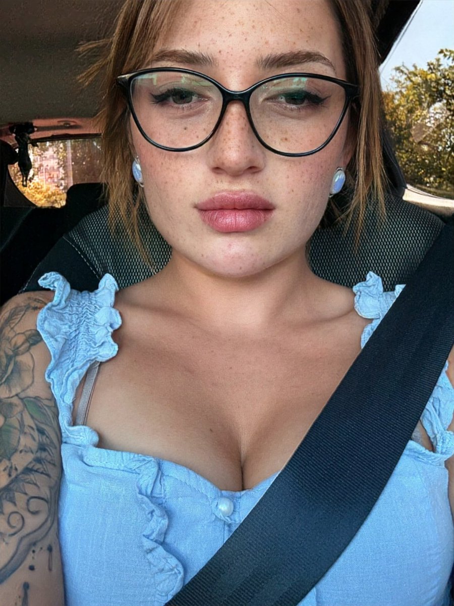 'Merhaba' diyen herkese daha fazla fotoğraf gönderiyorum 💚