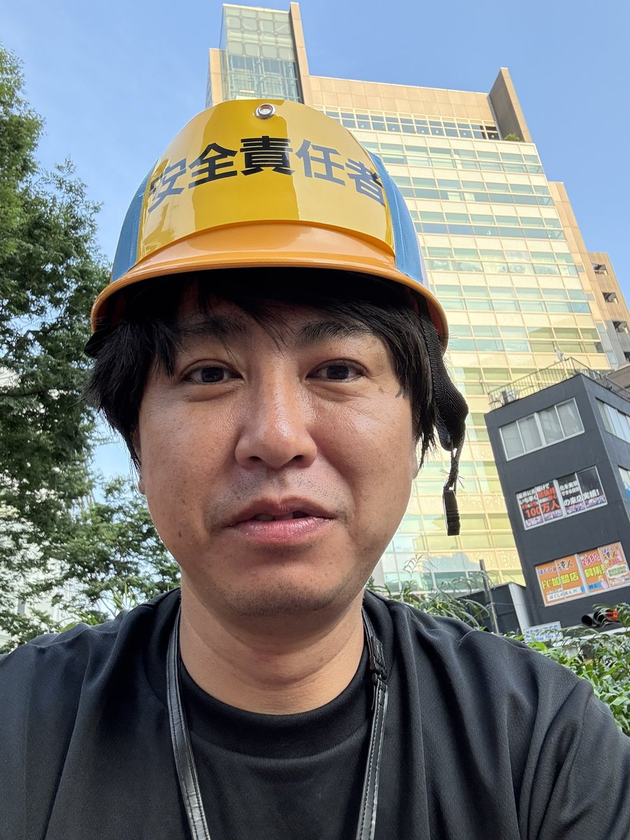 信じてもらえないですが、フロアにいた宴の和田Pのライブ中の姿を再現