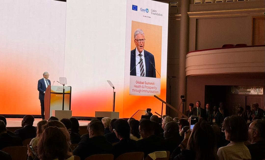 PasteurDakar's tweet image. At the #GlobalSummit on Immunisation 🇧🇪, Ms. Assietou Diouf (VaxSen) showcased IPD’s end-to-end strategy: from local vaccine production to training & innovation.
Alongside Dr. Ibrahima Sy 🇸🇳, Bill Gates & AU President João Lourenço 🇦🇴.
#IPD #Vaccines #AfricaCDC #Brussels2025