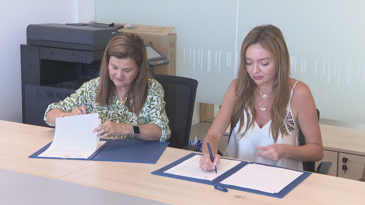 Convenio entre a Xunta e Agaela para atender pacientes de ELA a domicilio en Galicia
👉tvg.gal/daaa42