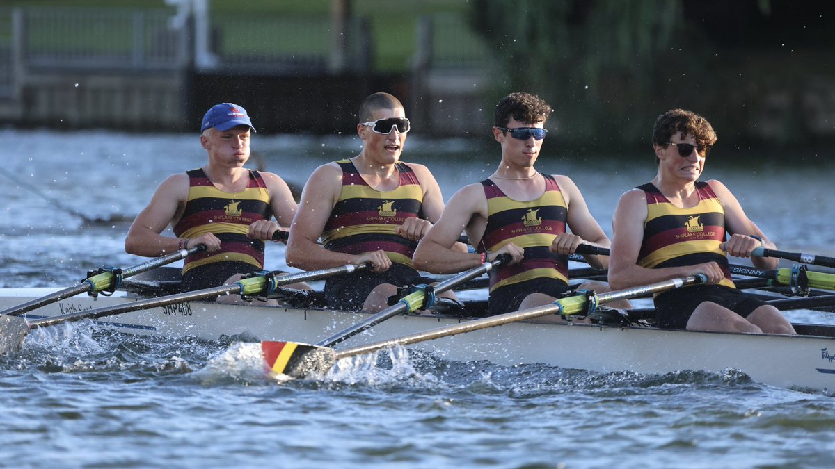 Completing the set! A massive well done to our A Quads who have qualified for next week’s #HRR25 main draw! Look at those scenes of jubilation; bring on next week! Gutted for our B Quads but they rowed so well and gave it their all! #GoBees