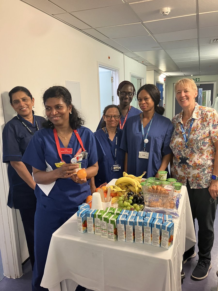 Monthly breakfast round for our Maternity and Neonatal teams. A thank you what everything they do 🍊🥐🧃