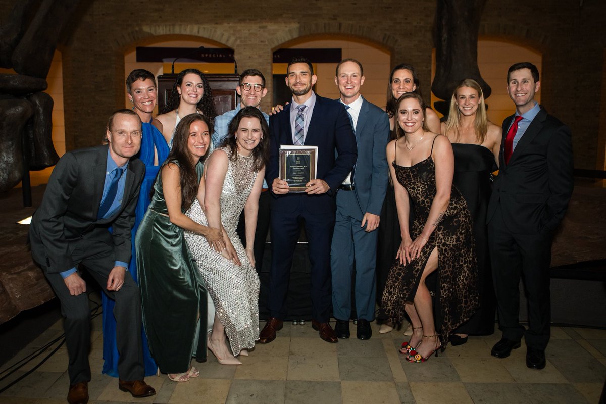 EmorySurgery's tweet image. We are so proud of our graduating chief residents! Thank you so much for your hard work and dedication. You all are going to do great things 🎉