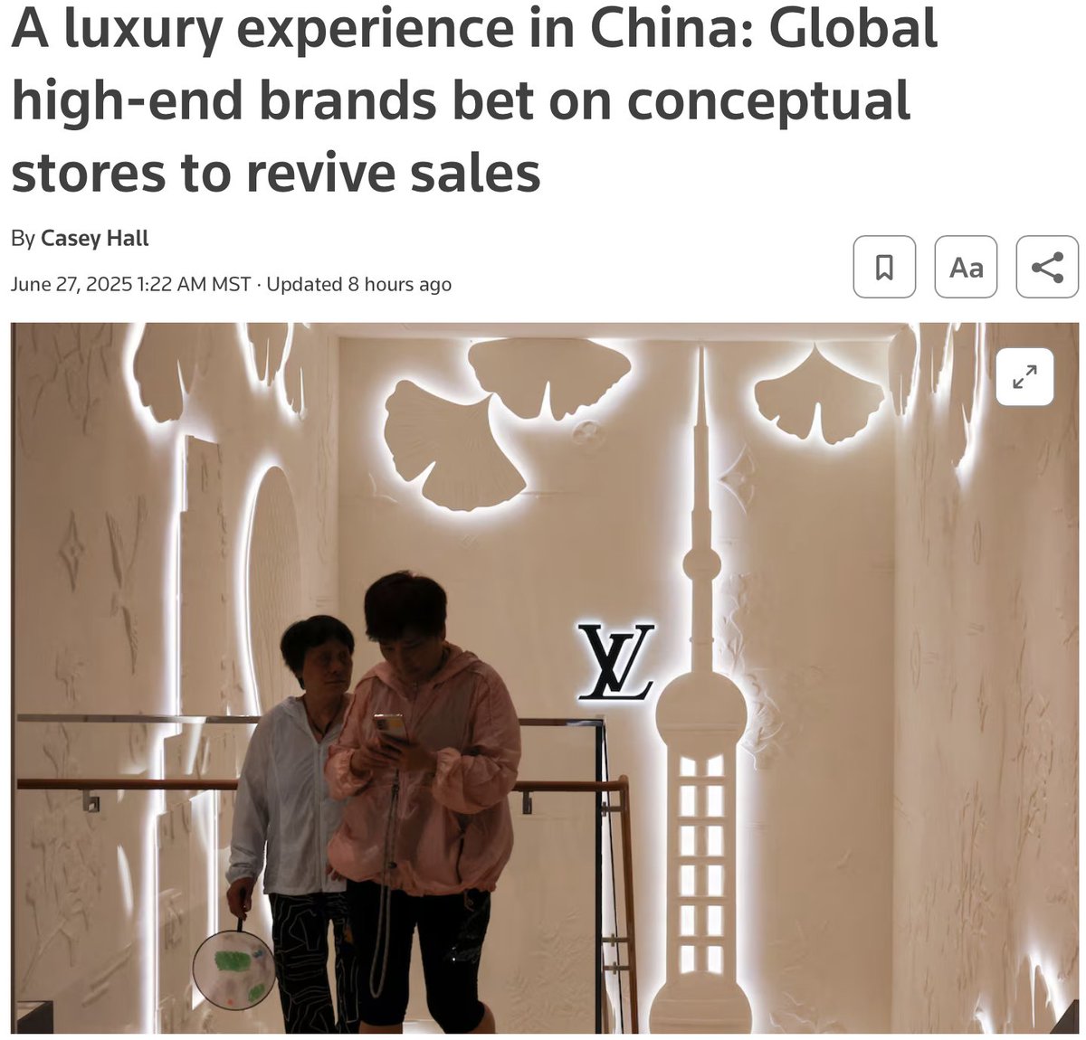 MillerZell's tweet image. Experiential luxury spending rises 5% despite overall market decline, Bain reports. Per @shanghaicasey for @Reuters #brandedenvironments #endtoendservices #digitalsolutions #AI 
hubs.ly/Q03v2nsh0