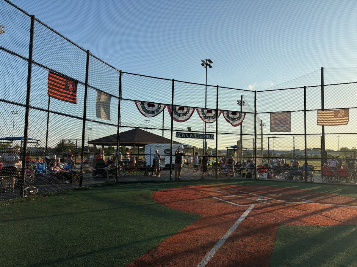 The White Sox and Orioles went head-to-head at Kevin White Field in the STC Boys Baseball Minor League Championship this week! Mayor Hull, an STC baseball alum (’74–’81), announced the lineups, celebrating 50+ years of STC Baseball as a true community tradition.