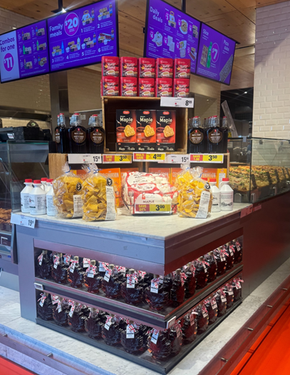 Jakeman's products spotted at the 12 St. Clair Avenue East, Toronto, ON, Canada Loblaws location! So many maple leaf glass containers of Jakeman's maple syrup, looking really sharp! 😎🍁

#MapleSyrup #Maple #ProductDisplay #Canadian #Canada #Ontario #Toronto