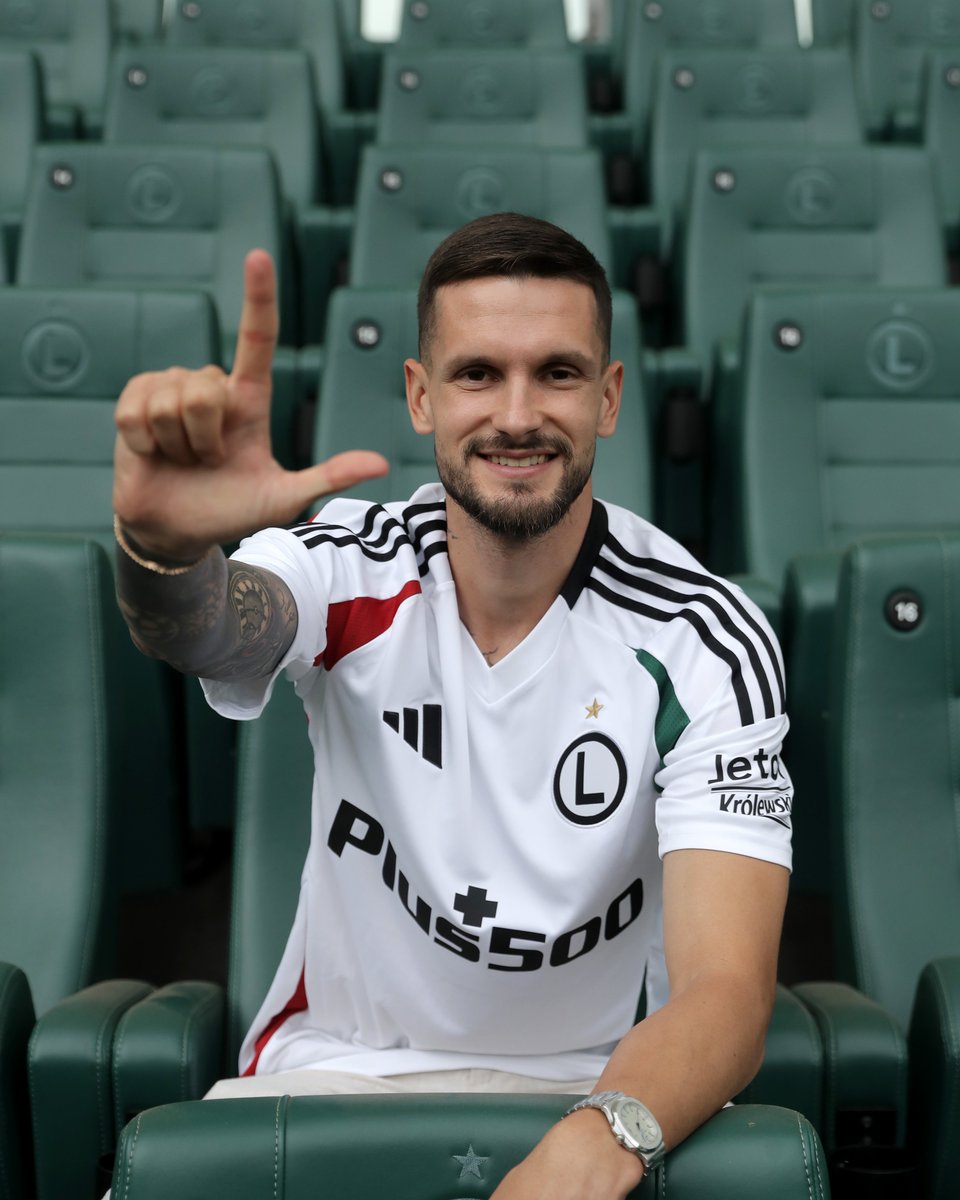 Legia Warszawa tweet media