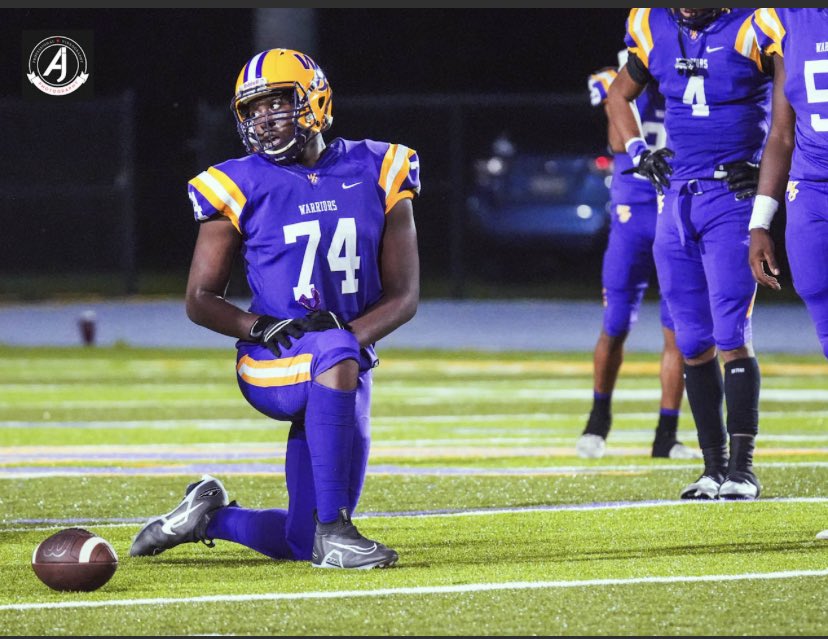 Dontray_Lewis's tweet image. I will be attending the SSU camp this Saturday. Coming to WORK n gain more exposure!! @CMiddleton_71 @Coach_Cezar97 @aekelton