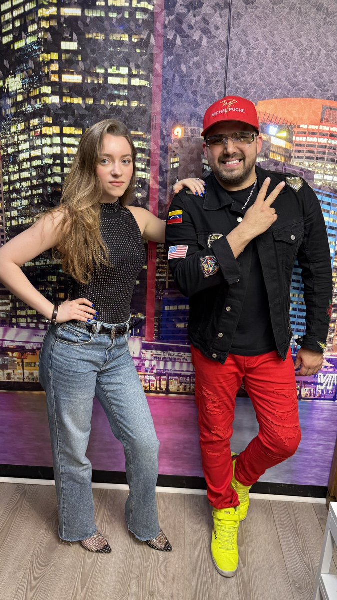 Quiero presentarles a Iza Gotto ‼️

Gran cantante y persona 🎙️❤️