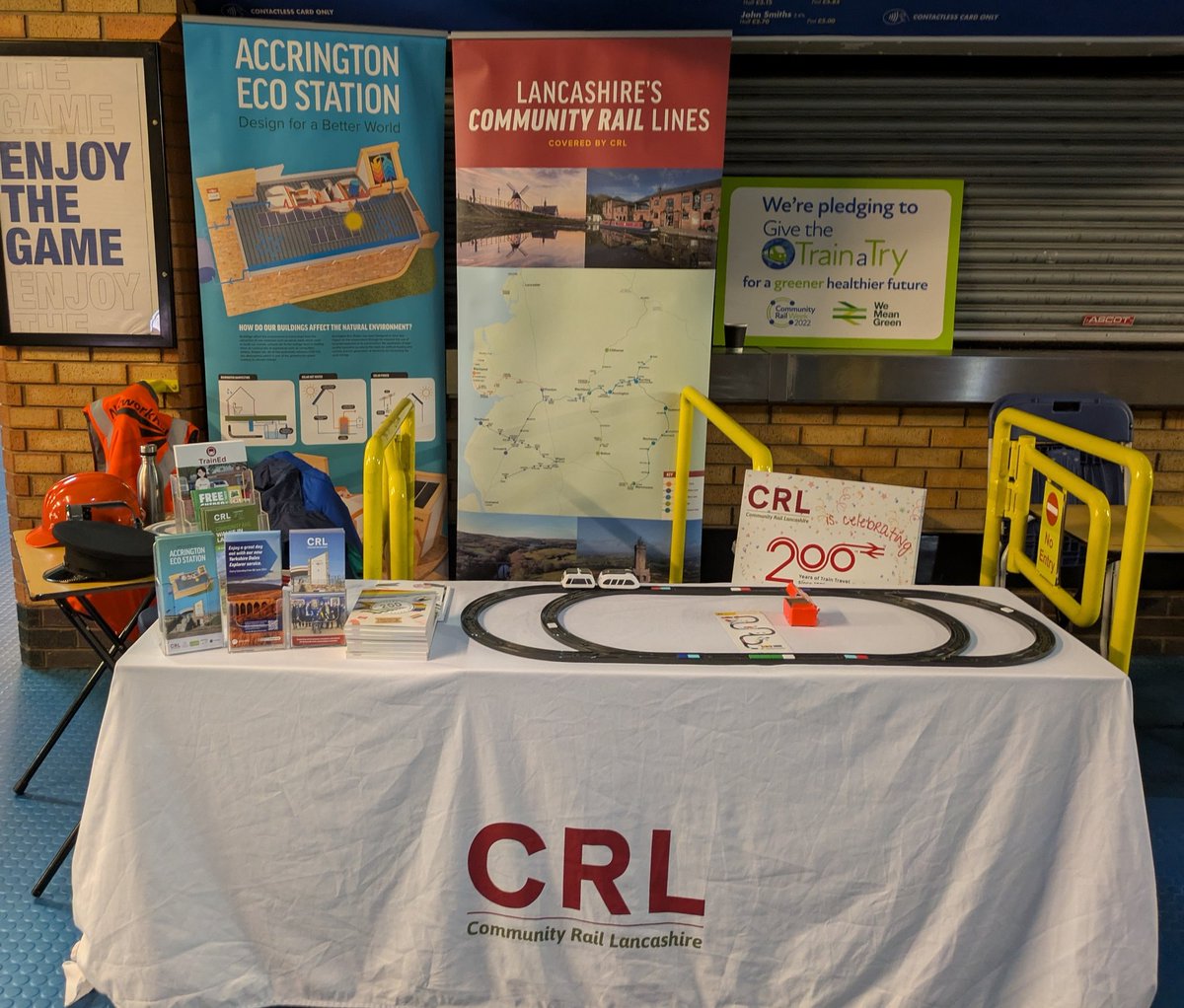 David Savage (@dave_savage1) on Twitter photo What a week!
Three school groups explored the Eco Station, we took our very first <a href="/AvantiWestCoast/">Avanti West Coast</a> Feel Good Future Trip to <a href="/Alstom/">Alstom</a>'s Edge Hill depot, hosted a buzzing bee workshop at Accrington Eco Station π, and spoke to hundreds of enthusiastic pupils at the <a href="/Sch_ESD_Conf/">Sustainability Learning Conferences NW π</a> What a week!
Three school groups explored the Eco Station, we took our very first <a href="/AvantiWestCoast/">Avanti West Coast</a> Feel Good Future Trip to <a href="/Alstom/">Alstom</a>'s Edge Hill depot, hosted a buzzing bee workshop at Accrington Eco Station π, and spoke to hundreds of enthusiastic pupils at the <a href="/Sch_ESD_Conf/">Sustainability Learning Conferences NW π</a>