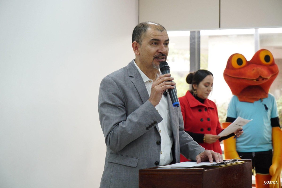 <a href="/augustahermida/">M. Augusta Hermida</a> <a href="/UCuencaGlobal/">UCuenca Global 🌎</a> <a href="/JUANLEOESP/">JUAN L ESPINOZA</a>, vicerrector académico, destacó que estas ceremonias simbólicas son un verdadero bálsamo en la gestión. El programa de movilidad internacional fortalece a nuestros estudiantes, al permitirles estudiar, convivir y crecer en otras culturas.