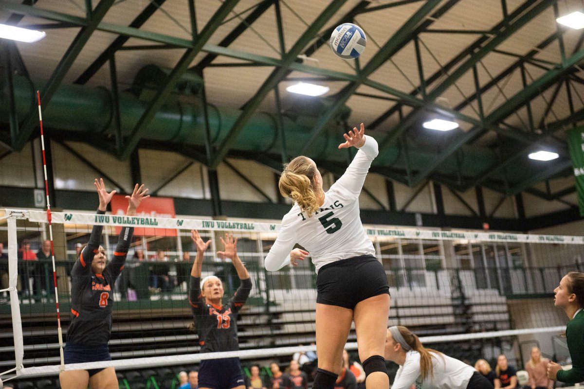 IWU Women’s Volleyball (@iwuvolleyball) on Twitter photo BIG shoutout to Tyler Brown on her induction into The Diaries of D3 Women’s Volleyball Class of 2025 Hall of Fame!
One of the best to ever wear the Green and White 💚🤍
#TGOE BIG shoutout to Tyler Brown on her induction into The Diaries of D3 Women’s Volleyball Class of 2025 Hall of Fame!
One of the best to ever wear the Green and White 💚🤍
#TGOE