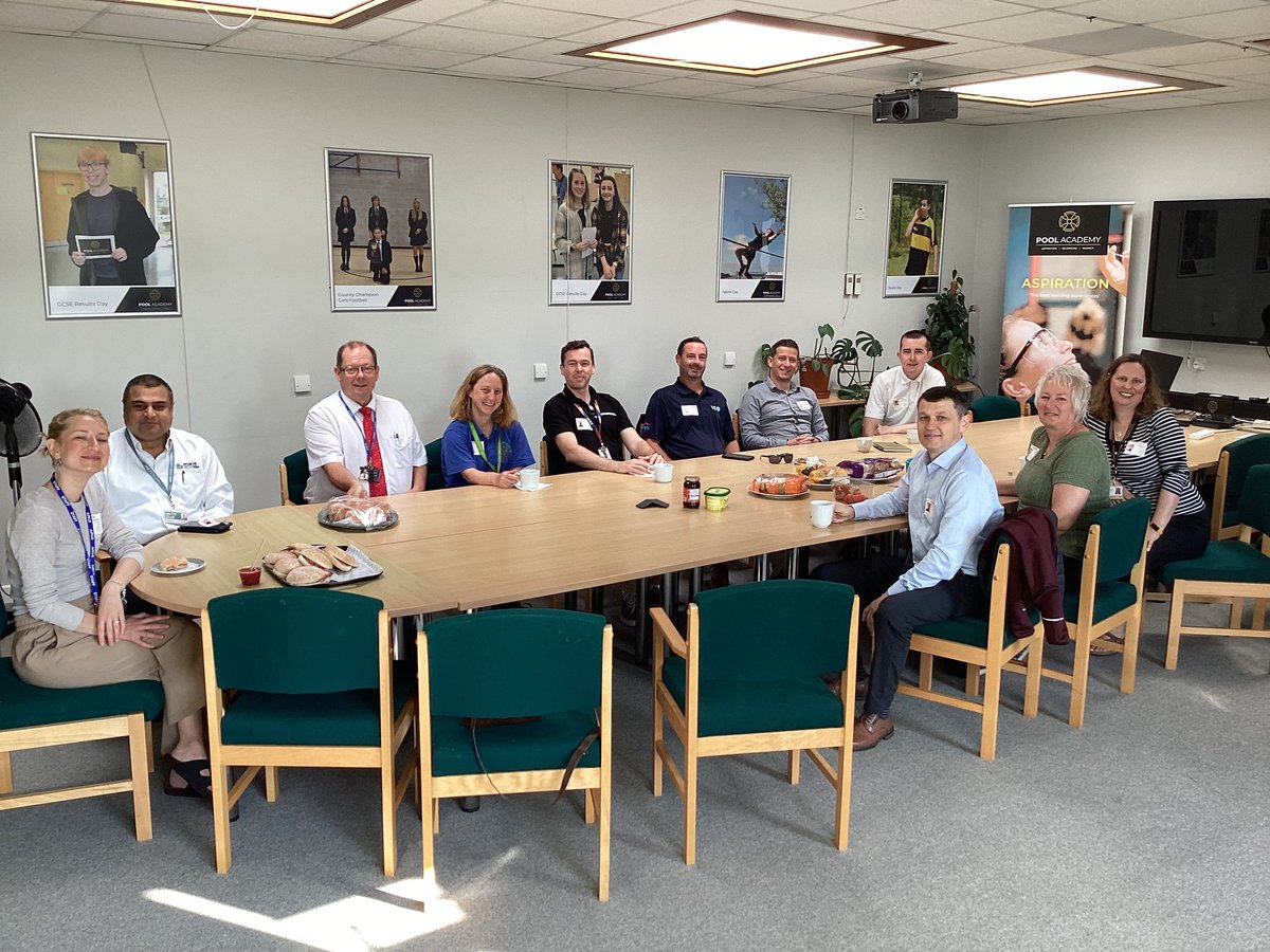 athenalearning_'s tweet image. 🥐 Business Breakfast success at Pool Academy!
Year 9s had a fantastic morning networking with local businesses and colleges, asking questions and gaining real insight into careers and further education. Huge thanks to all who joined us! #BusinessBreakfast #FutureReady