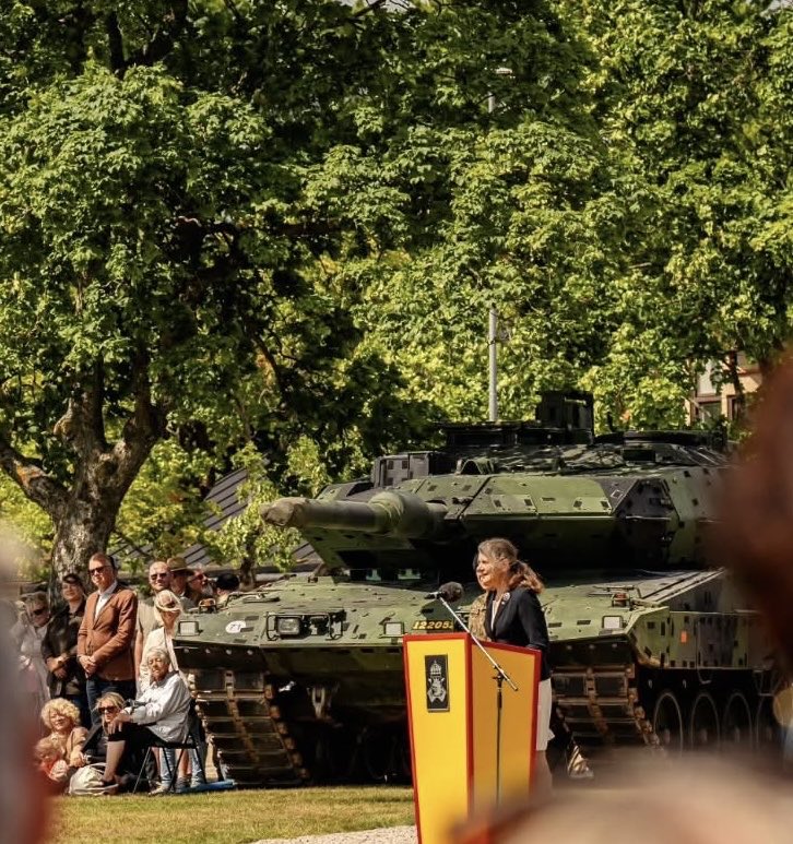 Today’s medal ceremony at Skåne P7 Regiment concludes 1st rotation of 🇸🇪 deployment to 🇱🇻 at NATO FLF multinational brigade. Addressing 500 soldiers&amp;their families-expressed gratitude and appreciation for the 🇸🇪 contribution to the security of Baltic region. ⁦<a href="/Latvian_MFA/">Latvian MFA 🇱🇻 | #StandWithUkraine 🇺🇦</a>⁩