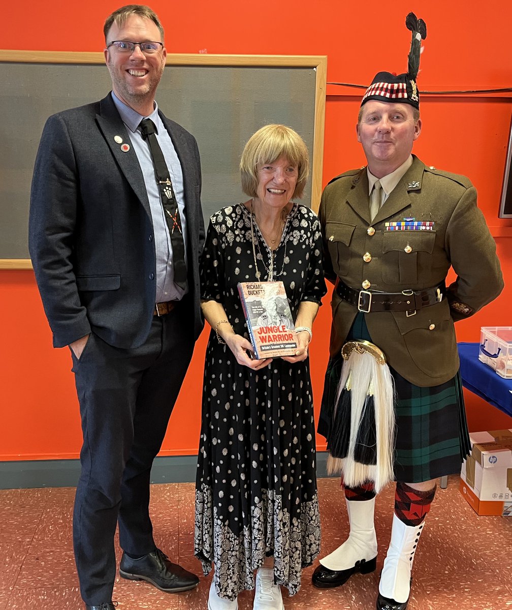 KohimaEdTrust's tweet image. Not only did Rich @richard_duckett do a fantastic job of presenting our Evening of Remembrance, he also joined KET supporters at Imphal Barracks & generously donated a copy of his new book JUNGLE WARRIOR pub @chiselbury @DuncanGilm41333 to our raffle - 📷 with winner Fiona!