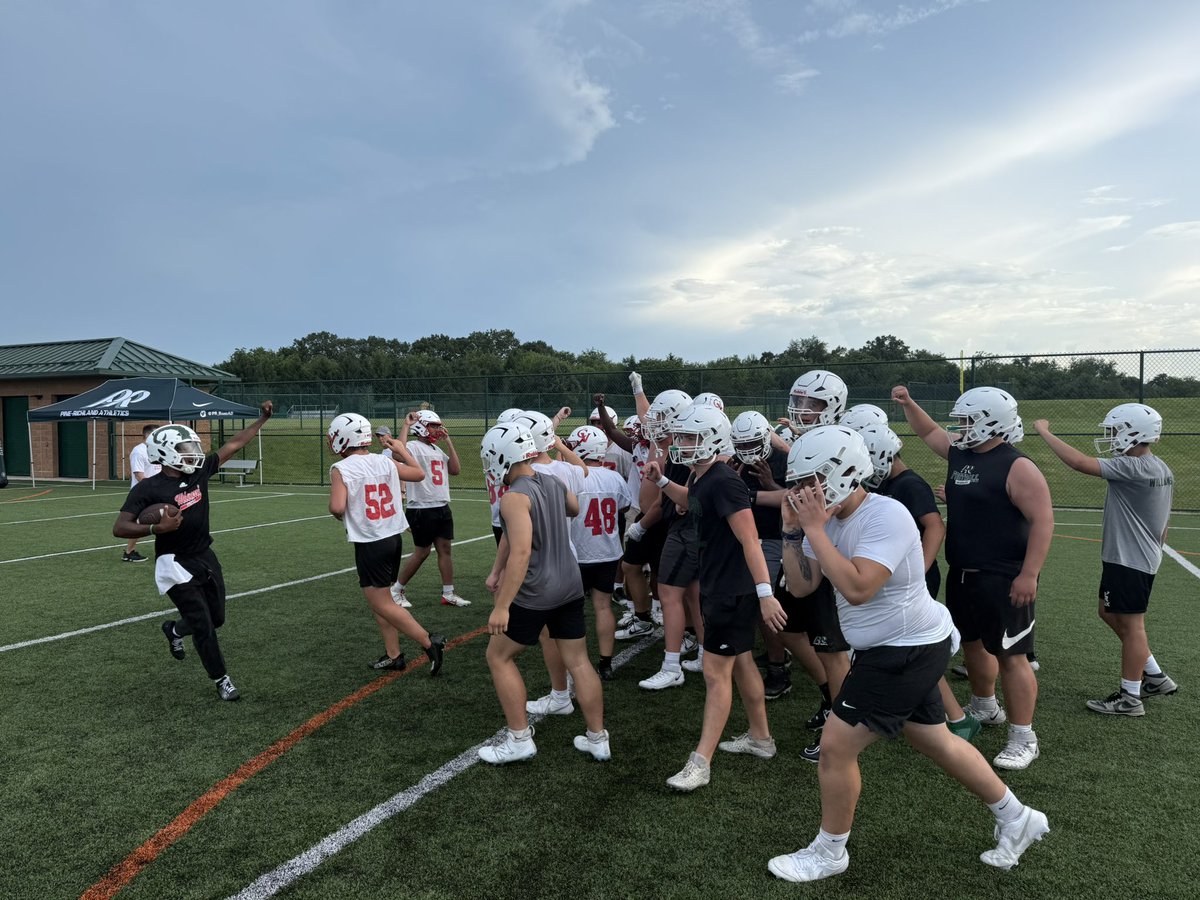 It was an honor to host <a href="/coachoswalt/">J Oswalt</a> and <a href="/CVHS_Football/">Cumberland Valley Football</a> the last couple days <a href="/PR_RamsFootball/">Pine-Richland Football</a> .  Thank you to all those families that made this a wonderful event for our teams, especially our host families and those that helped serves meals.  Thanks to <a href="/PRRamsTDClub/">PRRams TDClub</a> for support!