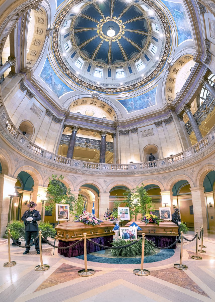 mnhouseDFL's tweet image. We are incredibly touched by the amount of people who are visiting the Capitol today to pay their respects to Melissa, Mark, and their Golden Retriever Gilbert. Tomorrow at 10:30am, Melissa and Mark will be laid to rest at a private funeral.