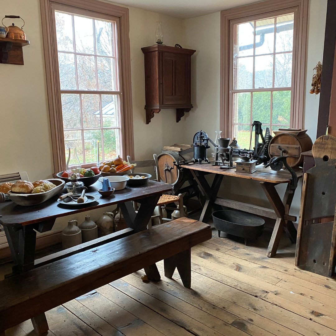 DauphinParksRec's tweet image. 🏛️ Step back in time at Fort Hunter Mansion!   Explore elegant rooms, stroll scenic grounds, and check out the new exhibit on the historic Service Station. Bonus: it’s picnic-perfect.

🎟️ Reserve a tour: bit.ly/FH_TourTickets  #ExplorePA #HistoricHomes