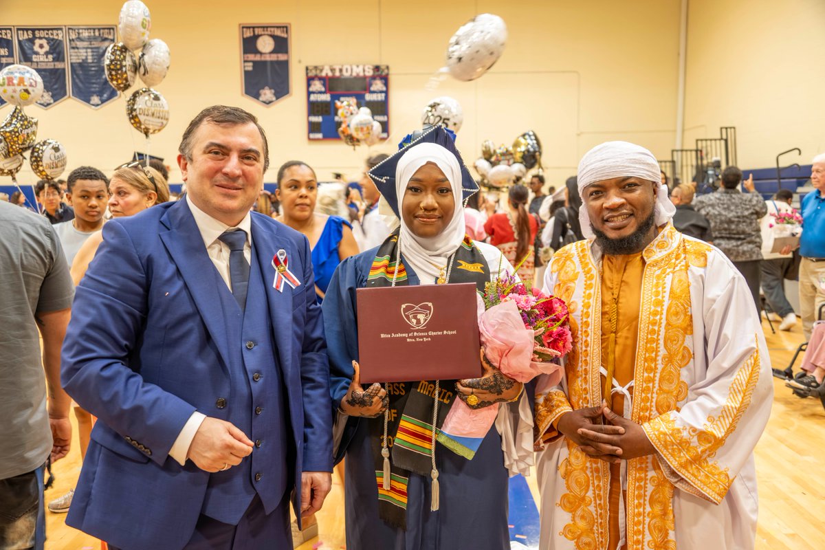 uascs's tweet photo. 🎓 Congrats to the #UASCS Class of 2025! We're so proud of your hard work and achievements.

Huge thanks to @ButtenschonNY, Dr. Winston O. Soboyejo from @SUNYPolyInst &amp; Shane McGovern from @MVCC_UticaRome, for joining us and inspiring our grads!

@CharterEmpire https://t.co/OEjAyLDemo