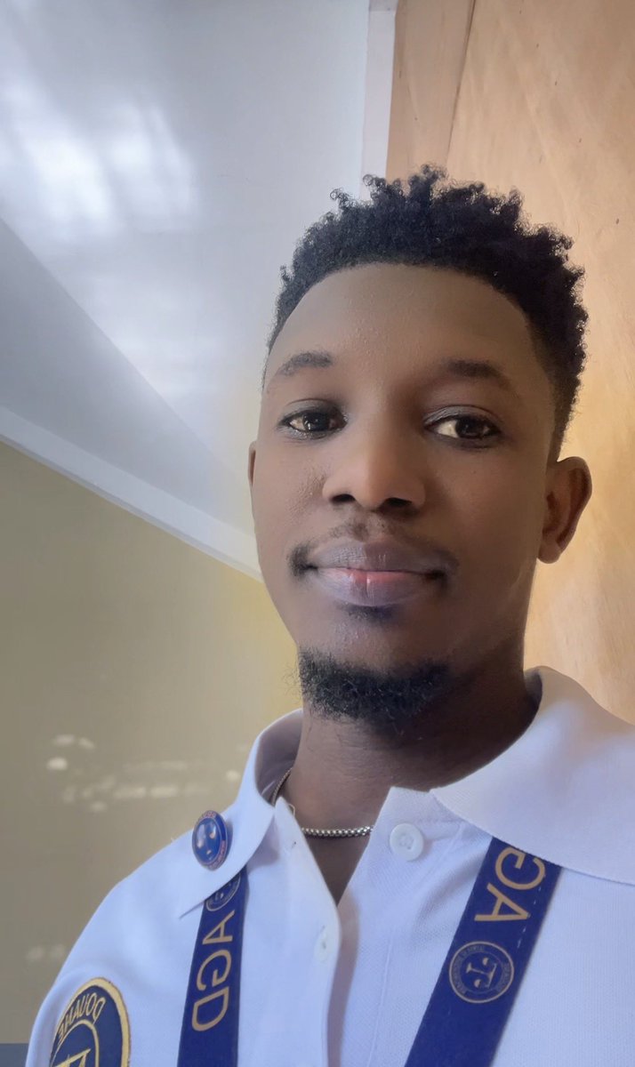 M ap vyeyi ma p pran valè.✍️