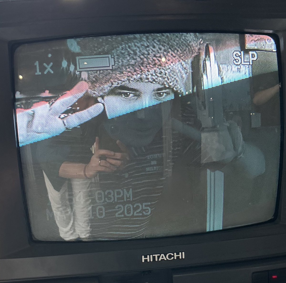 carson 🎧 tweet media