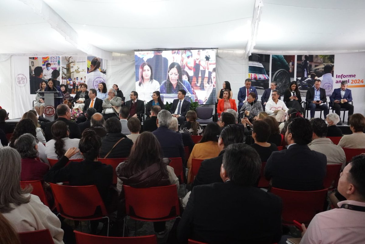 ☝️El día de hoy acompañamos a la Comisión de Derechos Humanos de la Ciudad de México <a href="/CDHCMX/">CDHCM</a> y a su titular <a href="/NashieliRamirez/">Nashieli Ramirez</a> en la "Presentación del Informe Anual 2024".
🫂Desde el Consejo extendemos una felicitación por su gran labor en pro de los derechos humanos.