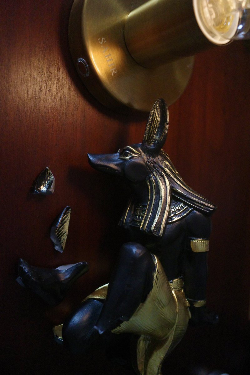 HAACHAMA❤️🔥赤井はあと (@akaihaato) on Twitter photo アヌビス神、今までありがとう。
携帯持ってくれて。
1ヶ月と言う儚い命でした……🙏🏻 アヌビス神、今までありがとう。
携帯持ってくれて。
1ヶ月と言う儚い命でした……🙏🏻