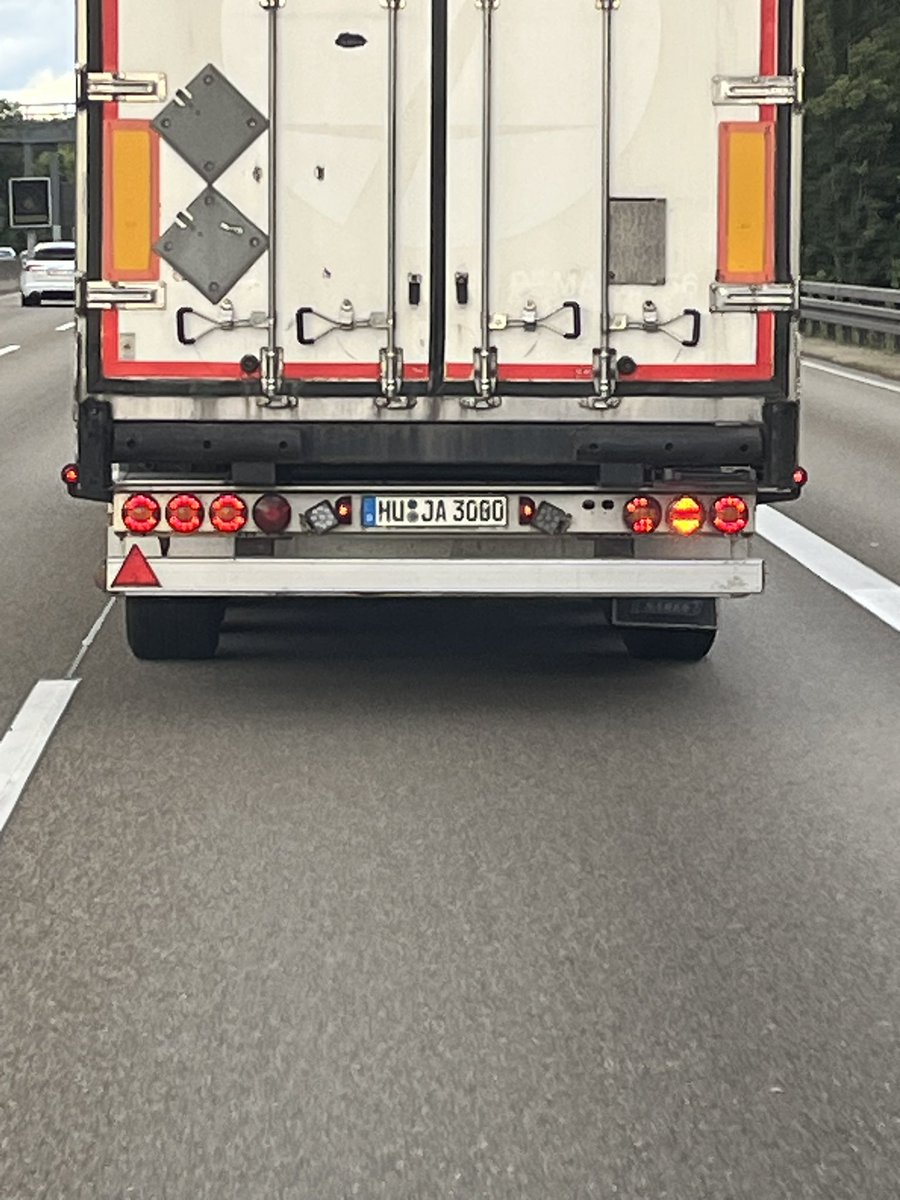 Już jedzie z bagażami 👍