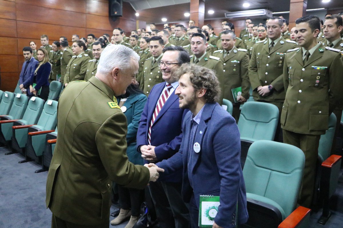 mnptChile's tweet image. LANZAMIENTO Curso "Función Policial y DDHH" El CPT 🇨🇱 aportó en esta iniciativa interinstitucional: Bibliografía especializada;Retroalimentación técnica; Casos aplicados y Trabajo conjunto @SubsecDDHH @CarabdechileDDHH que fortalece la prevención de tortura desde la formación.