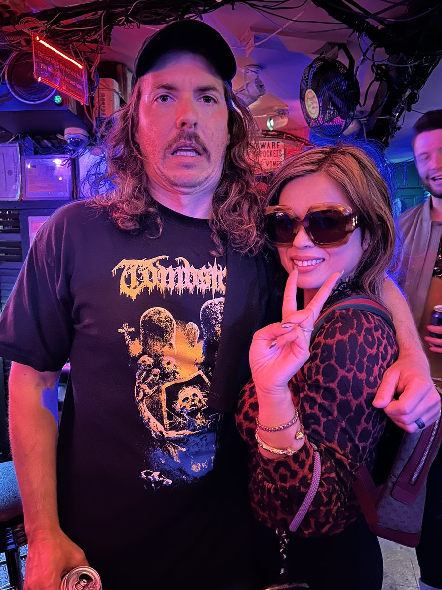 we are so fucking back. third 169 dive bar shidding competition.