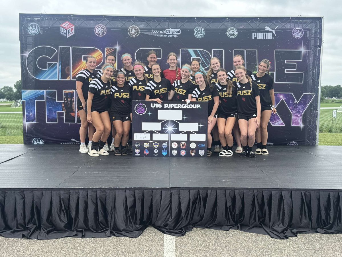 LFA2009Liga's tweet photo. Post game: A 3-2 win and onto the semis at DPL Finals. Great ball sent up the field from Defender Talia (A) to KateQ (goal) to start the game. Then a corner kick from Paige (A) with a header goal by Emma. Then KateQ (A) to Emma (goal). https://t.co/dwREb2ZJPc