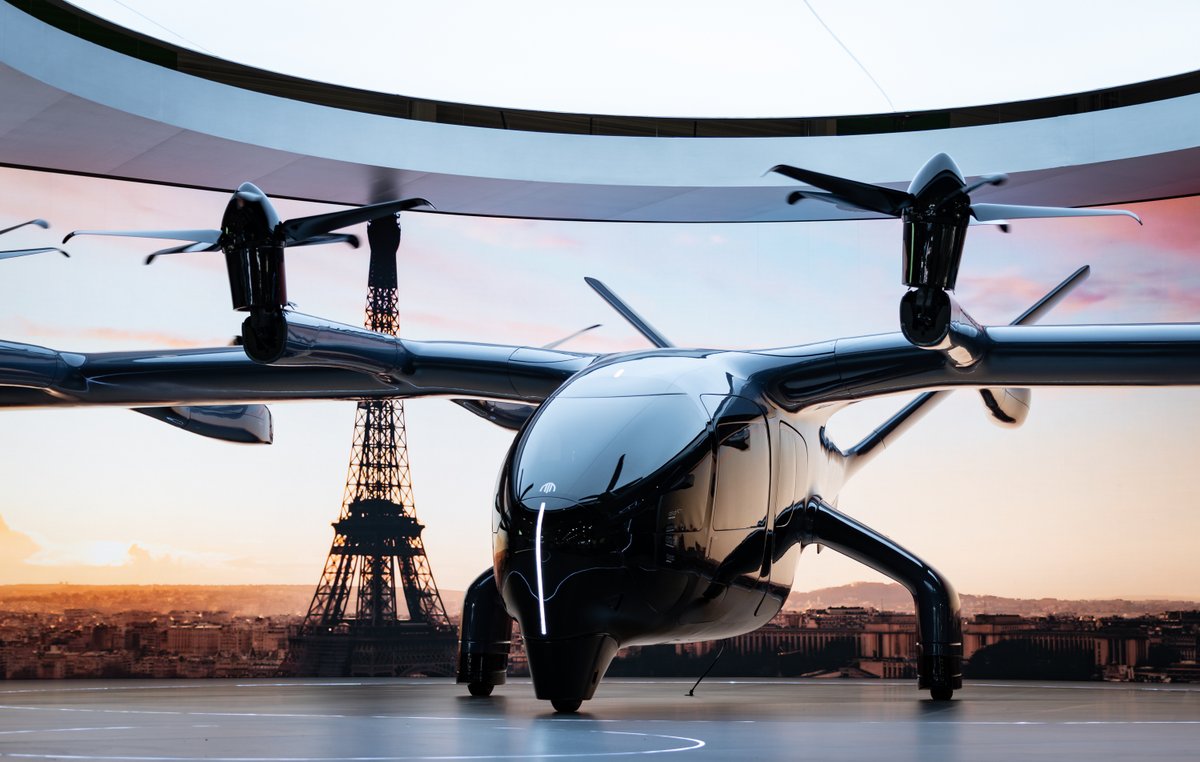 MarketInfinity's tweet image. For the 2025 Paris Airshow, @ArcherAviation  tapped @MarketInfinity to create an immersive experience that brought their vision for the future of flight to life.

Infinity Marketing Team designed a fully custom, 24’ tall booth spanning 53’ x 68’, featuring three distinct…