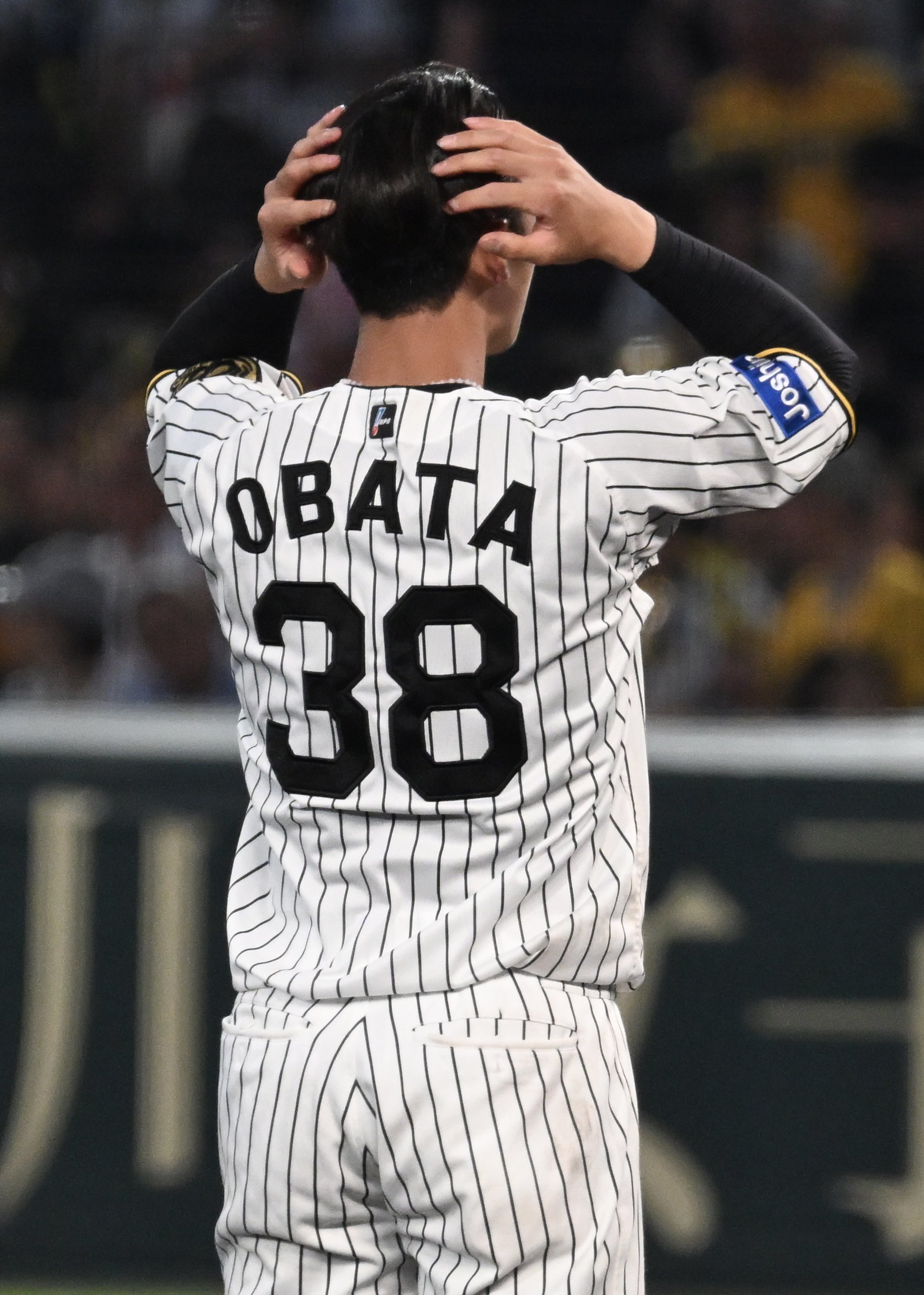 阪神タイガース 小幡竜平 チャンピオンユニフォーム