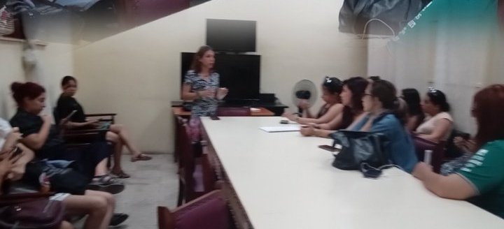 Hoy jueces de la Sala Cuarta del <a href="/TribunalHolguin/">Tribunal Provincial Popular de Holguín</a> debatieron con estudiantes de 2do y 3er año de la carrera de #Derecho de la <a href="/univholguinera/">UniversidadHolguin</a> acerca de los efectos de las #Drogas, los delitos asociados a estas y marco sancionador según la legislación🇨🇺.
#ContraLasDrogasSeGana