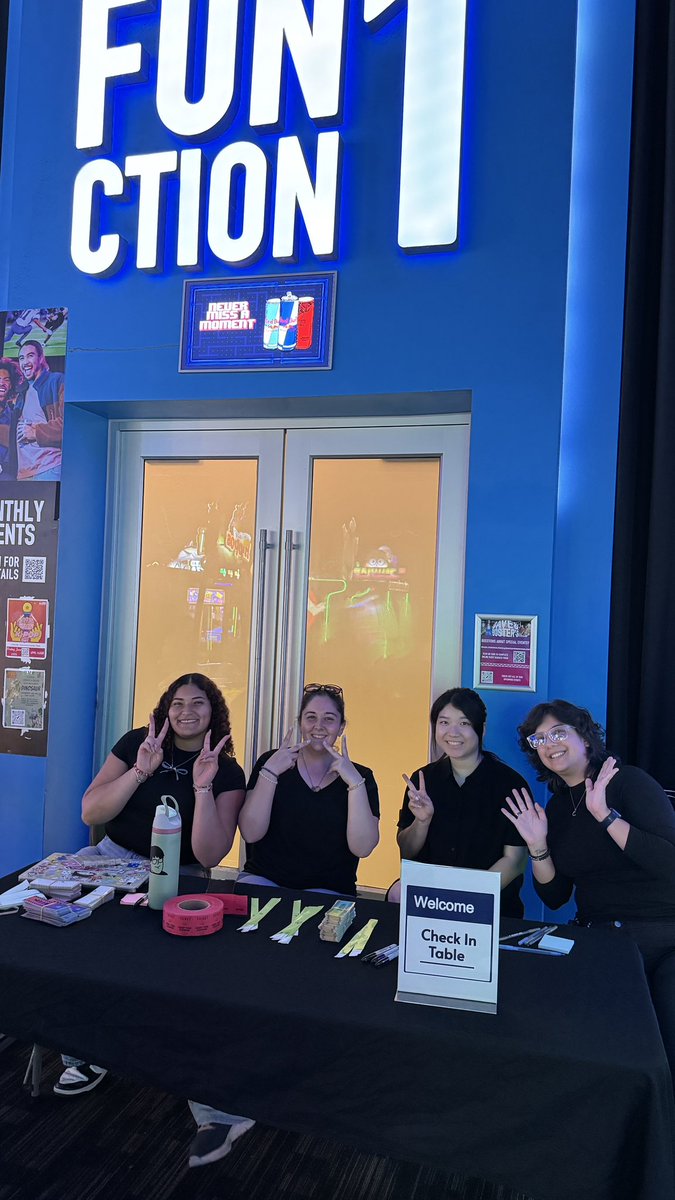 Kyoo Live Entertainment tweet media