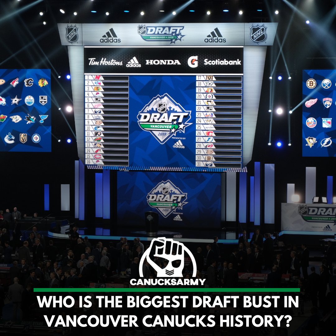 CanucksArmy tweet media