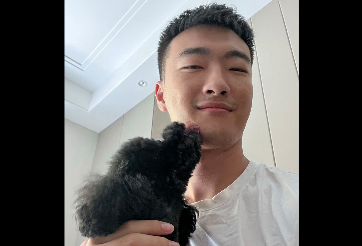 In this Graduate Student Spotlight, Chonghe Zhang shares his inspiration for studying chemistry and reveals the movie he’d watch on a loop for 27 hours, the food he craves most often, the best thing he could reasonably expect to find in a cave, and more!

chemistry.mit.edu/chemistry-news…