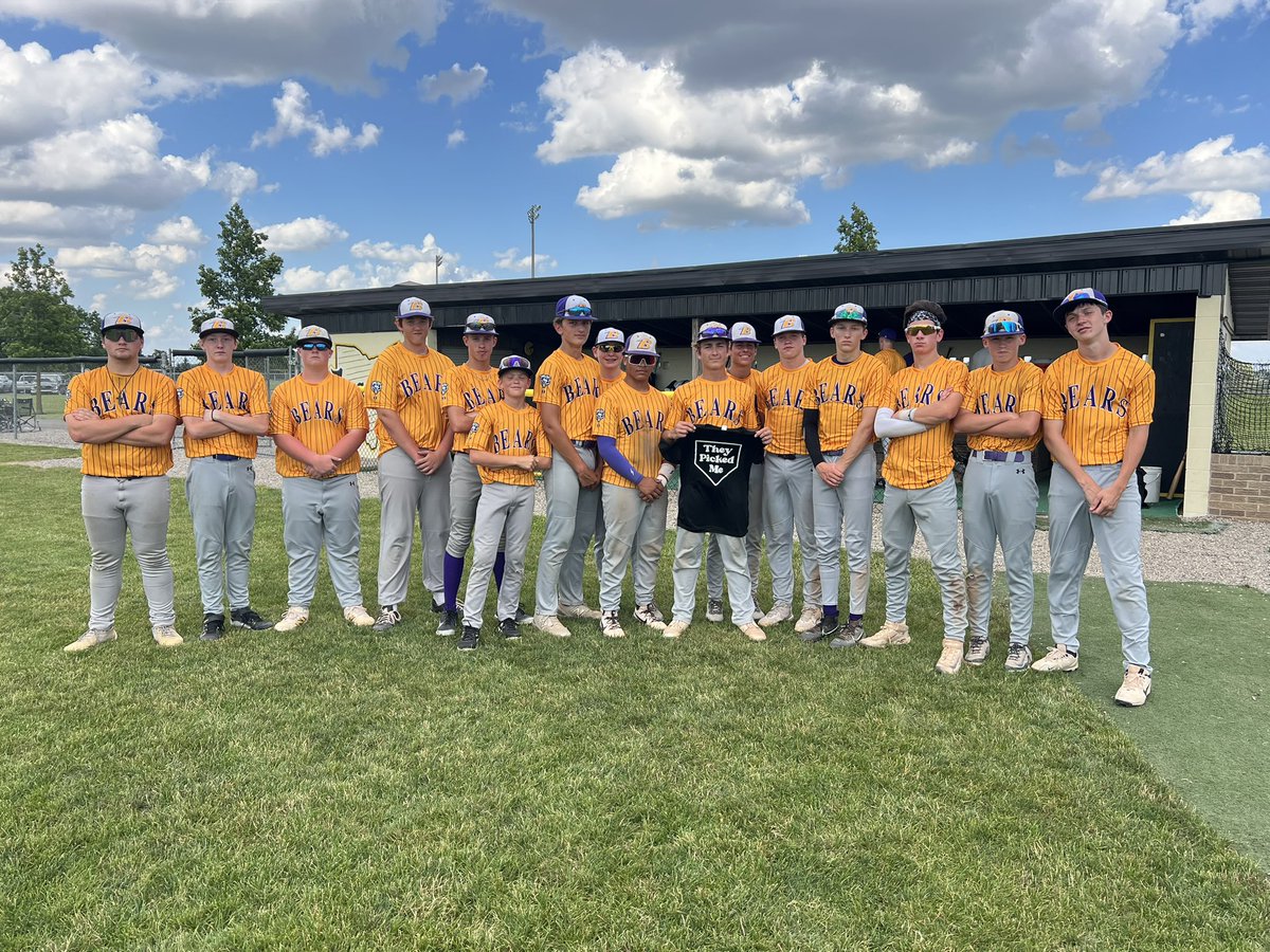 Fairview High School Baseball (@apachebaseball7) on Twitter photo Jr ACME Regional Final from Fairview
Bryan 5 - Archbold 4
Miles Palmer #TheyPickedMe
<a href="/AcmeCongress/">ACME Baseball</a> Jr ACME Regional Final from Fairview
Bryan 5 - Archbold 4
Miles Palmer #TheyPickedMe
<a href="/AcmeCongress/">ACME Baseball</a>