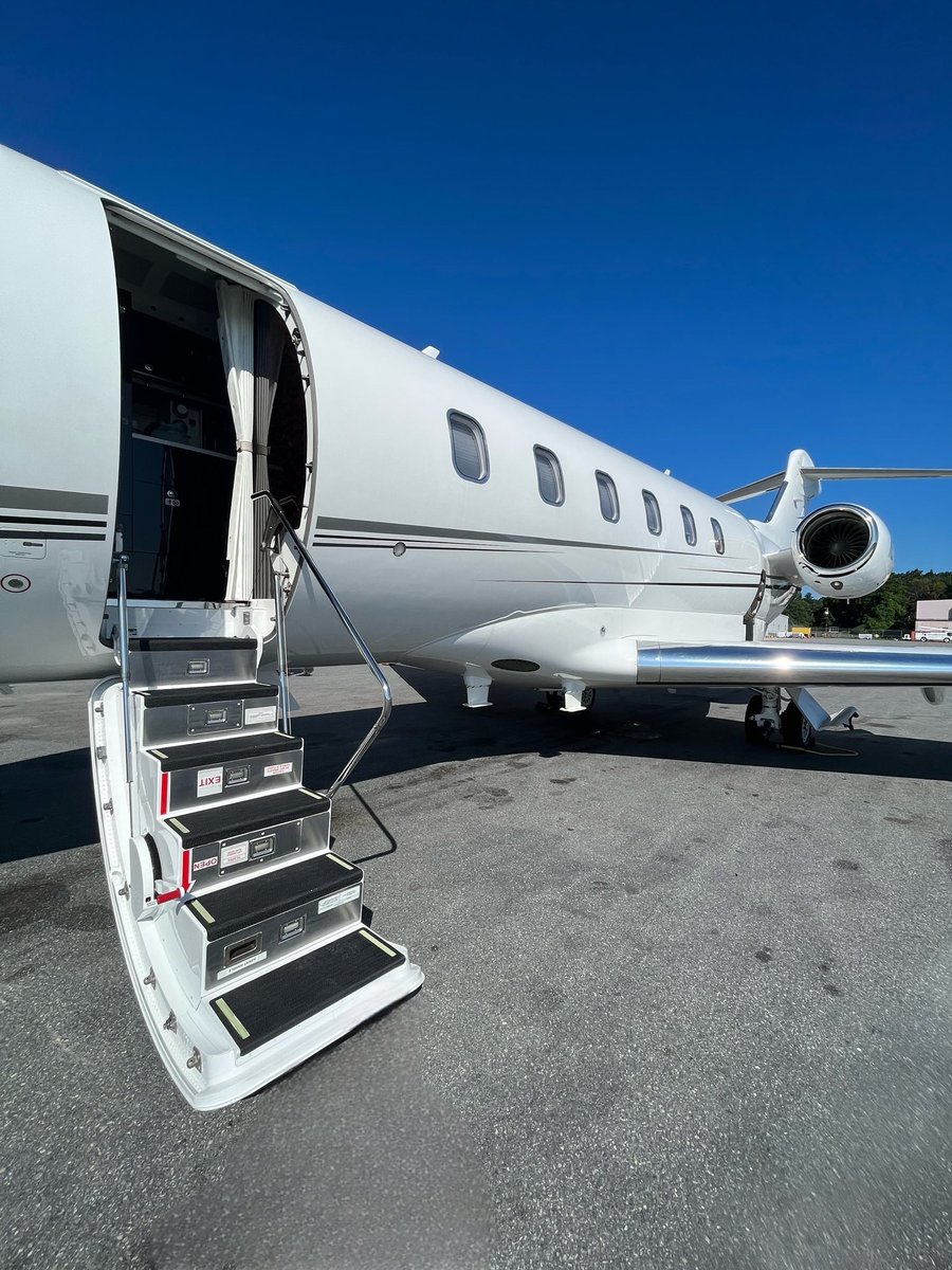 FlyUberJets's tweet photo. Your seat is ready. ✈️
No lines. No crowds. Just seamless, on-demand private travel with UberJets.

#UberJets #VirtualHangar #PrivateJetLife #FlyEffortlessly #LuxuryTravel https://t.co/CYSdcjGo92