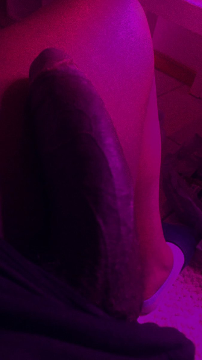 BigDxck7's tweet photo. @sotoskay I’m tryna drop a whole lotta dick off to you rq 😋 https://t.co/r1AdwJBnH5
