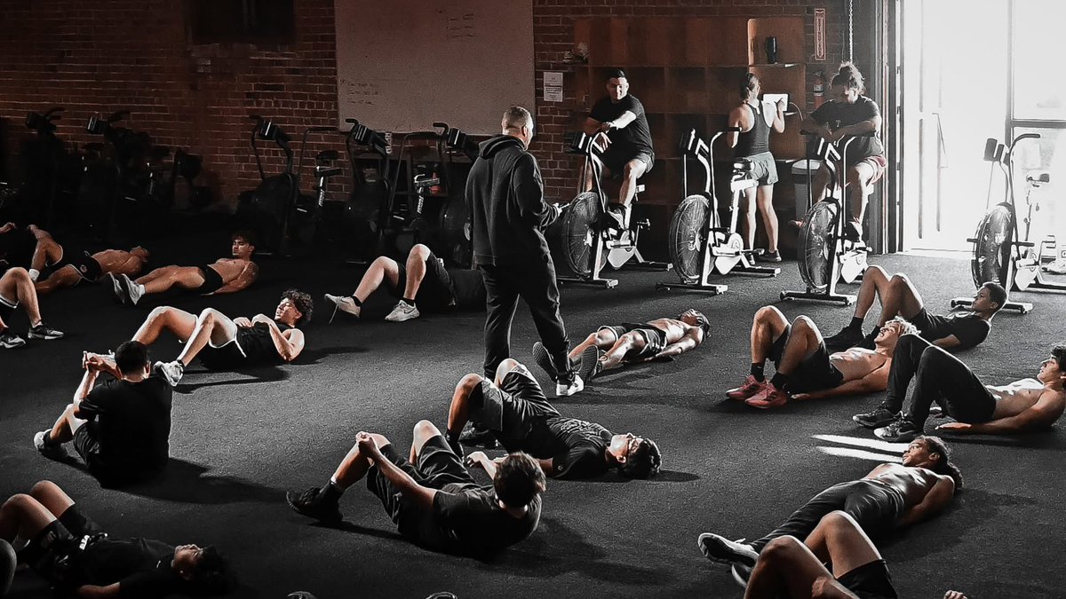 Coach Gibby (@coachgibby25) on Twitter photo βHARD work is easy when you work HARD.β -Gibby.
I promise <a href="/_TucsonHigh/">Tucson High Football</a> puts in overtime when it comes to getting stronger and conditioning. The Badger den is always full.
π¨College coaches ππΏ tucsonbadgersfb.com/player-cards
<a href="/BJMedia1/">BJ Media</a> <a href="/SOAZFootball/">Southern Arizona Football</a> <a href="/therealbeadle/">Adam Beadle</a> <a href="/gridironarizona/">Gridiron Arizona</a> βHARD work is easy when you work HARD.β -Gibby.
I promise <a href="/_TucsonHigh/">Tucson High Football</a> puts in overtime when it comes to getting stronger and conditioning. The Badger den is always full.
π¨College coaches ππΏ tucsonbadgersfb.com/player-cards
<a href="/BJMedia1/">BJ Media</a> <a href="/SOAZFootball/">Southern Arizona Football</a> <a href="/therealbeadle/">Adam Beadle</a> <a href="/gridironarizona/">Gridiron Arizona</a>