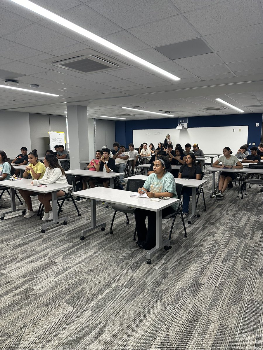 Coach Andrew Rohrs (@coachrohrs) on Twitter photo Amazing day with Oakstrong Performances and Leadership! Student Leaders from Athletics and Fine Arts at SWHS spent the day in leadership training. Excited to see the impact these young men and women make on our campus! <a href="/SBISD/">Spring Branch ISD</a> <a href="/sbisdathletics/">Spring Branch ISD Athletics</a> <a href="/SpringWoodsHigh/">Spring Woods High</a> <a href="/oakstrong_elite/">Brandon J Larson</a> Amazing day with Oakstrong Performances and Leadership! Student Leaders from Athletics and Fine Arts at SWHS spent the day in leadership training. Excited to see the impact these young men and women make on our campus! <a href="/SBISD/">Spring Branch ISD</a> <a href="/sbisdathletics/">Spring Branch ISD Athletics</a> <a href="/SpringWoodsHigh/">Spring Woods High</a> <a href="/oakstrong_elite/">Brandon J Larson</a>