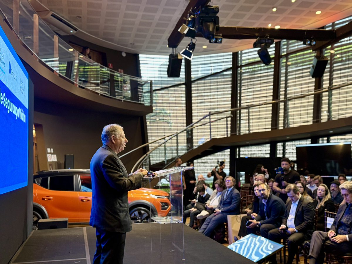 JeanTodt's tweet image. 🚗 A great opportunity to take part in today’s Fórum de Segurança Viária in São Paulo 🇧🇷 alongside Jean-Charles Decaux @JCDecauxGlobal — an important initiative by @Groupe_Renault and @DetranSP.
Grateful for Renault’s steadfast partnership with my Office to make roads safer in…
