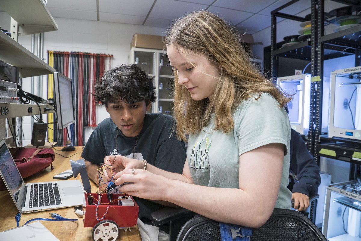CUSEAS's tweet image. We are just a few days away from welcoming high school students on campus for the Summer High school Academic Program for Engineers (SHAPE)!
This pre-college summer program immerses students in college-level, project-based engineering courses led by our faculty.
From programs…