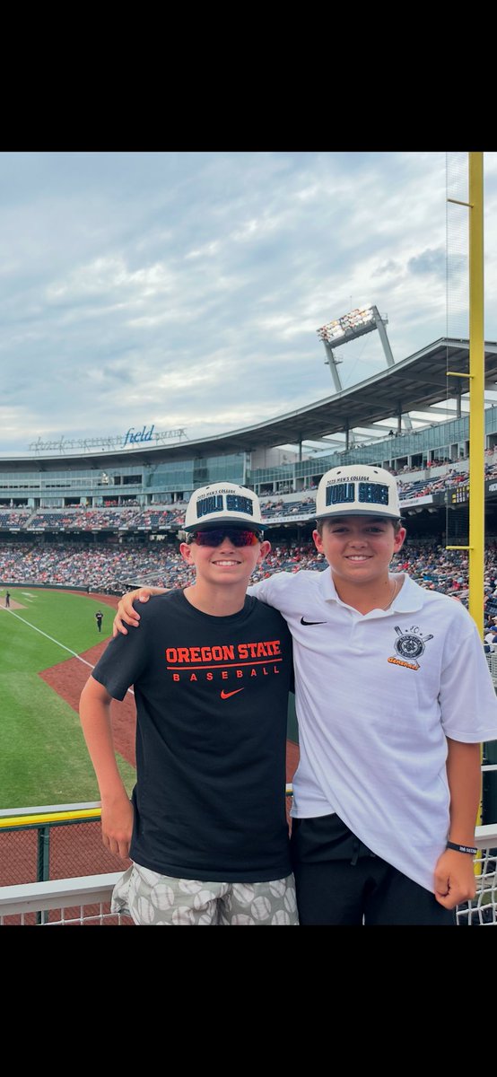 KeyErika83692's tweet photo. @SunwestLegion The teams had a great time in Omaha and CWU! https://t.co/sVIyo0EzZq